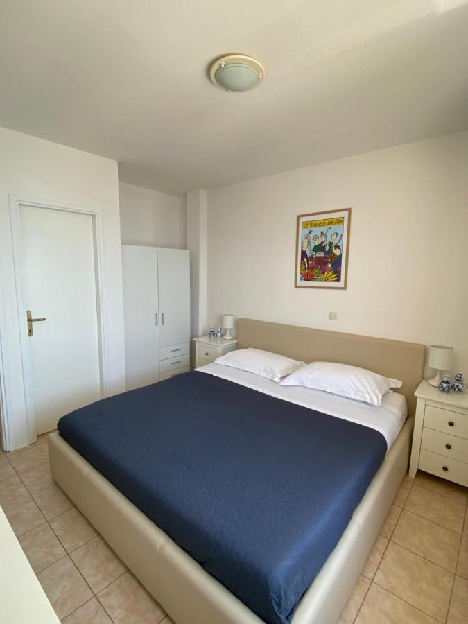 Villa Leo Beach Apartment Podgora Buitenkant foto